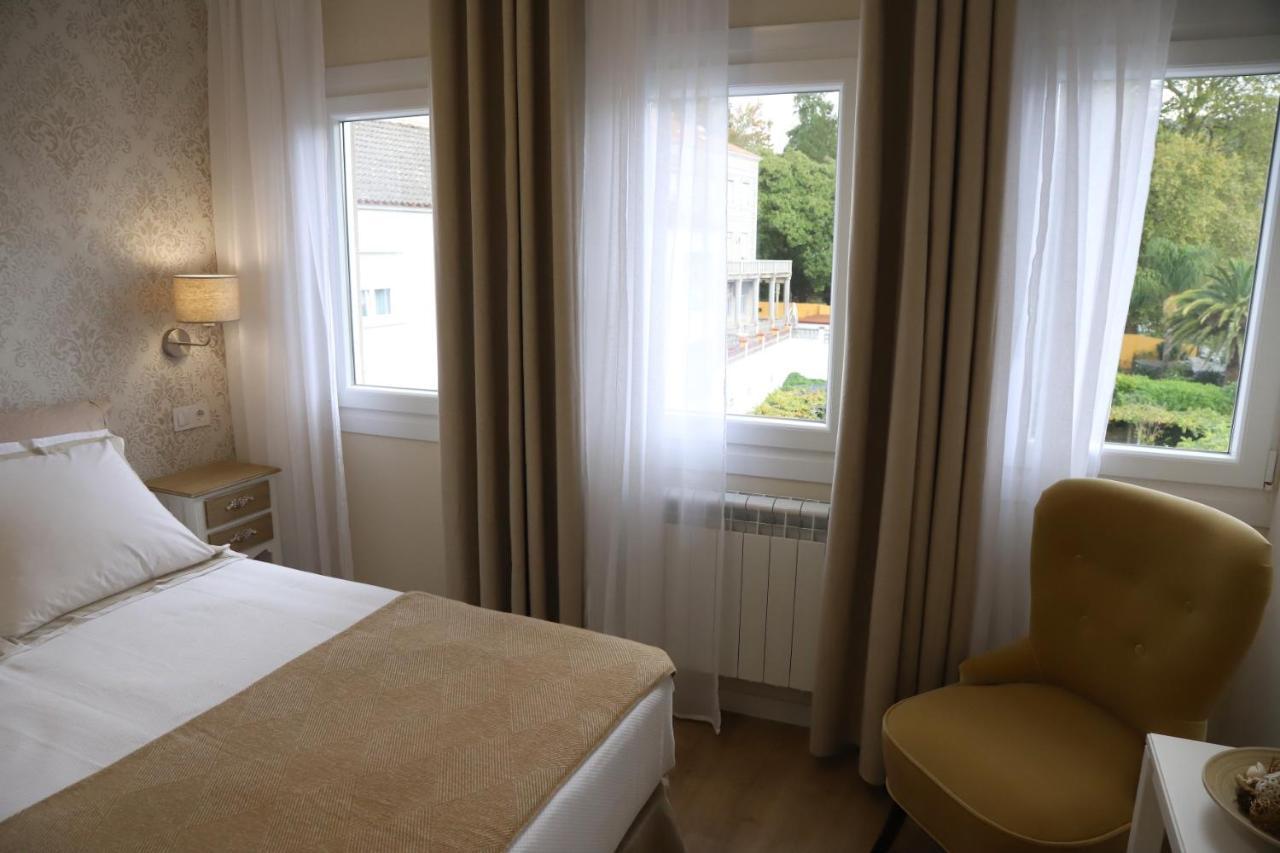 Hotel Aires Do Umia à Caldas De Reis Extérieur photo